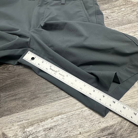 Under Armour Shorts UA Match Play Pitch Gray Mens 32 Performance Stretch Golf - Picture 8 of 10